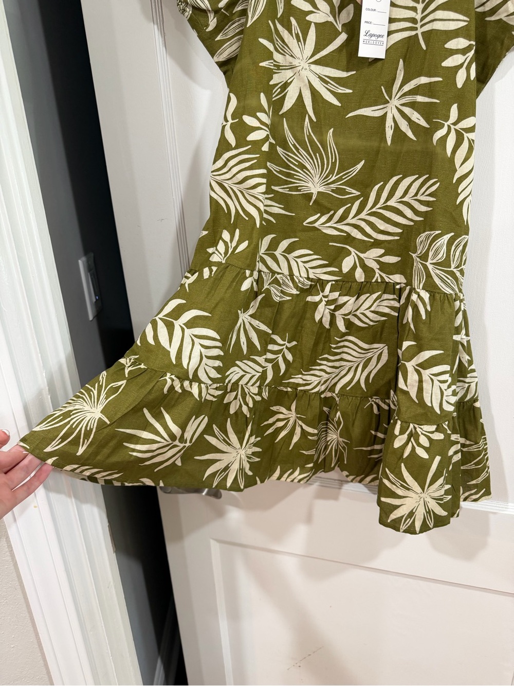 Olive Green Tropical Print Puff Sleeve Mini Dress NWT medium - Picture 7 of 11